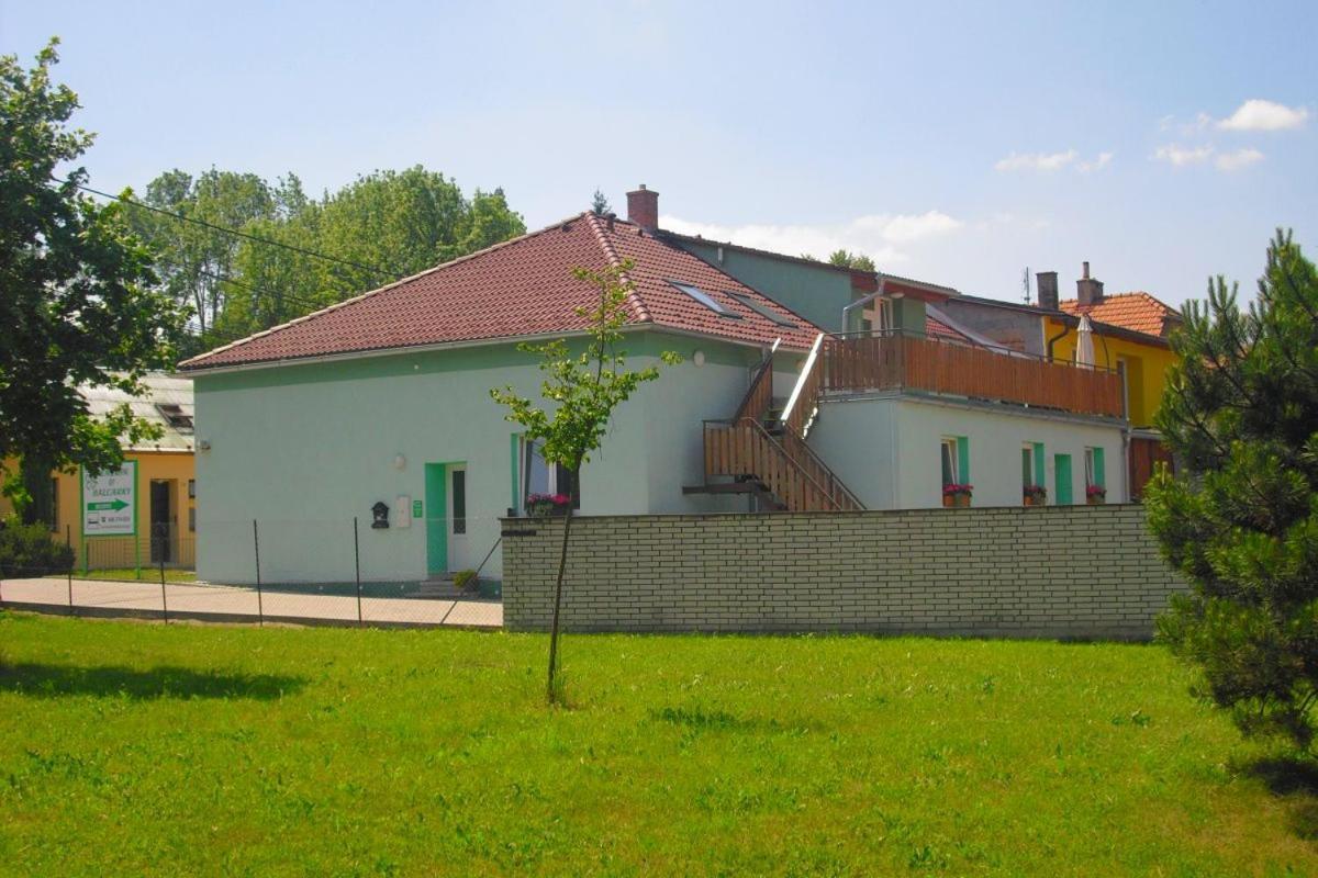 Penzion U Balcarky Ostrov u Macochy 외부 사진